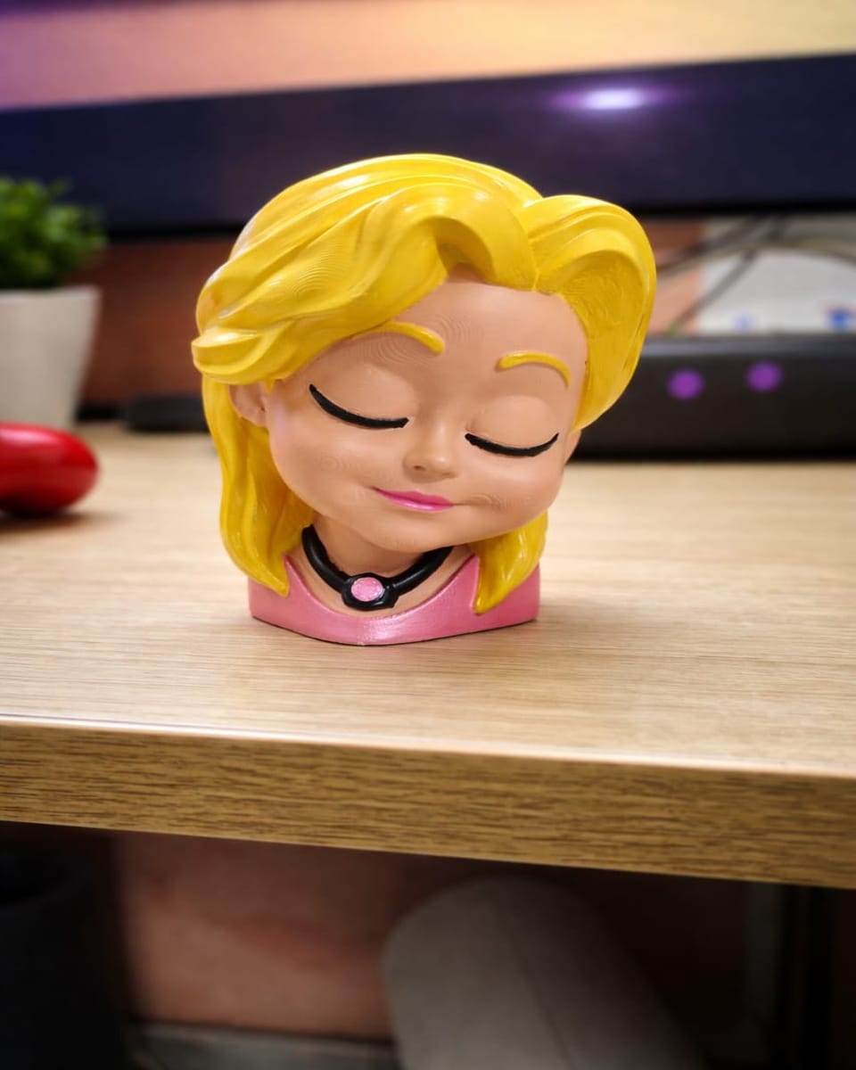 The Crowned Glow: Personalized Name Princess Lamp