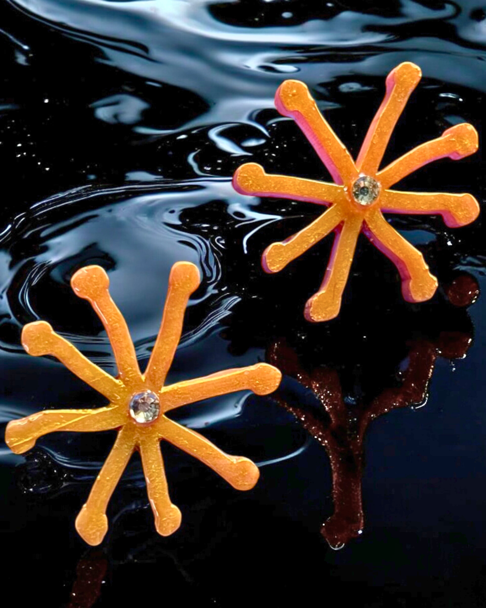 Golden Starburst Resin Earrings 🌟