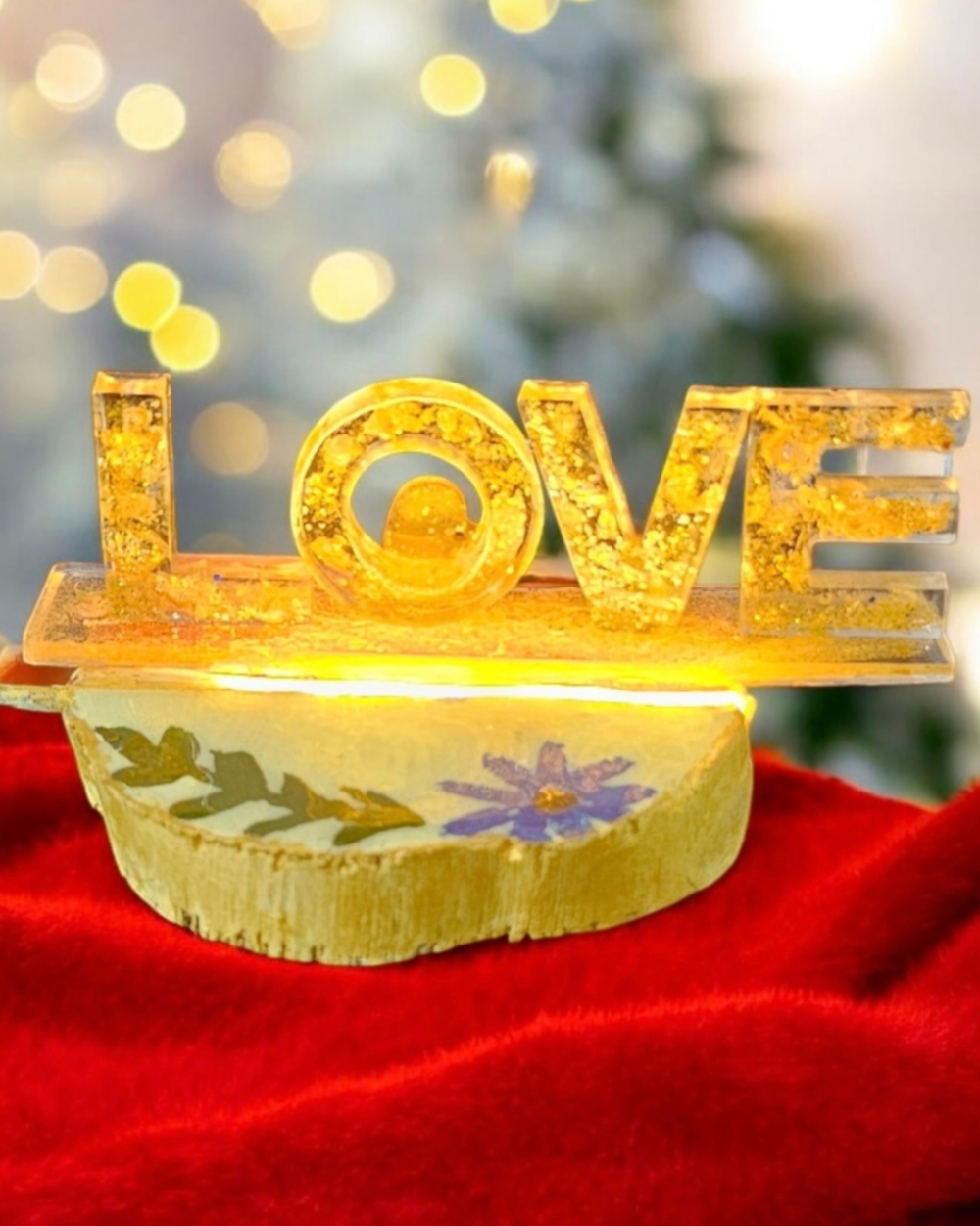 LOVE Resin LED Lamp – Golden Glow