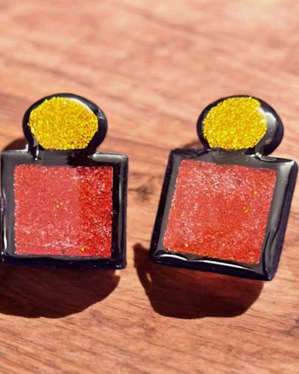 Fiery Elegance Earrings 🔥🖤