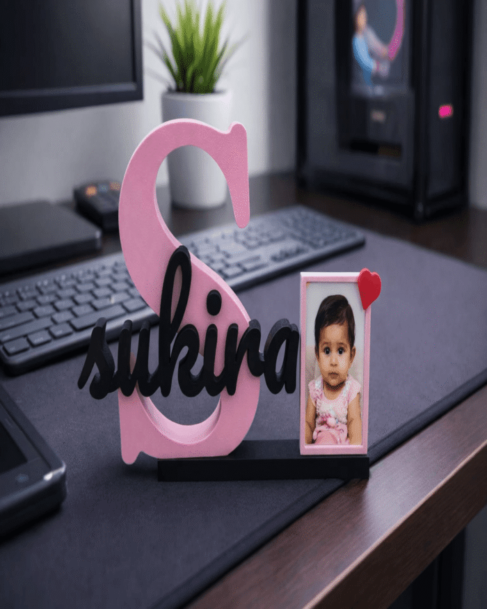 Name Photo Stand - Custom 3D Desk Decor